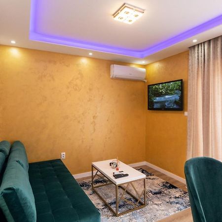 Foca Apartmani "Story Lux" Luaran gambar